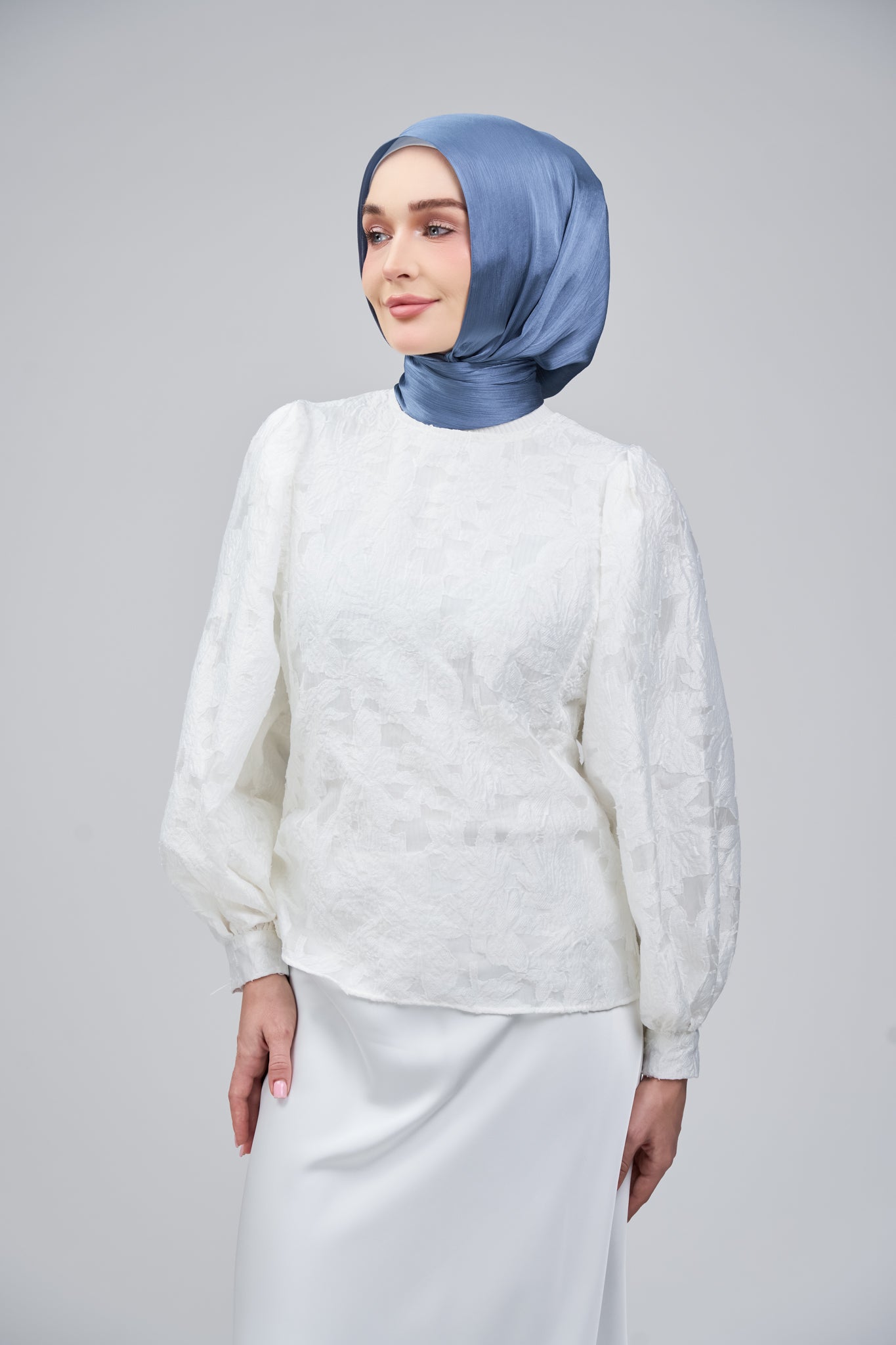 HoodX B.E in Lapis Blue