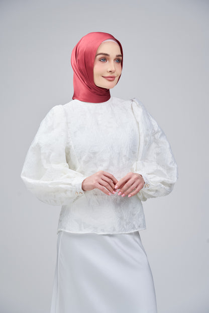 HoodX B.E in Persian Red