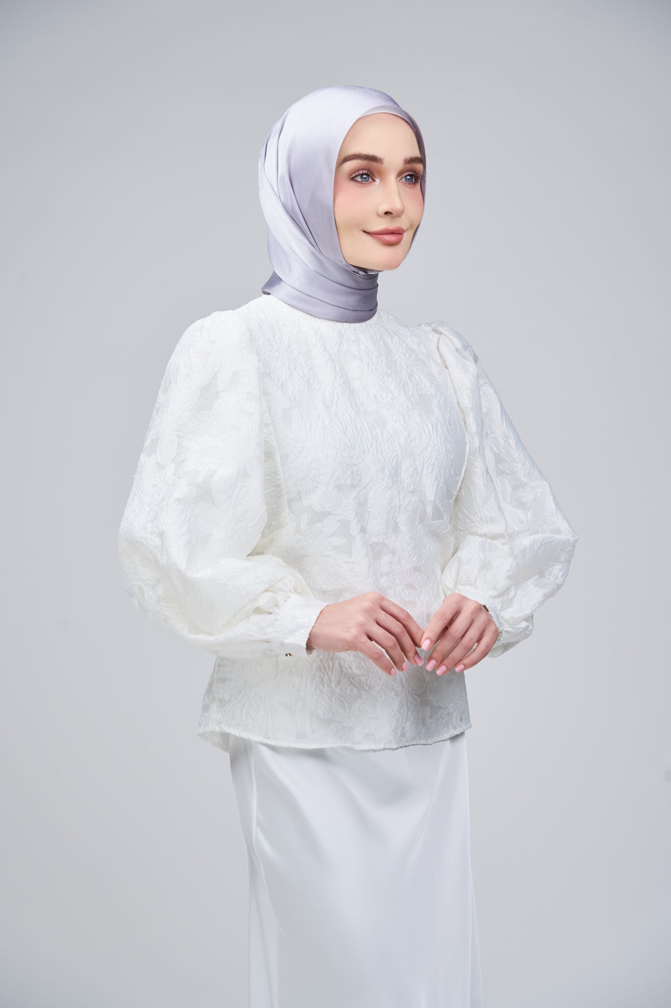 HoodX B.E in Silver Ash