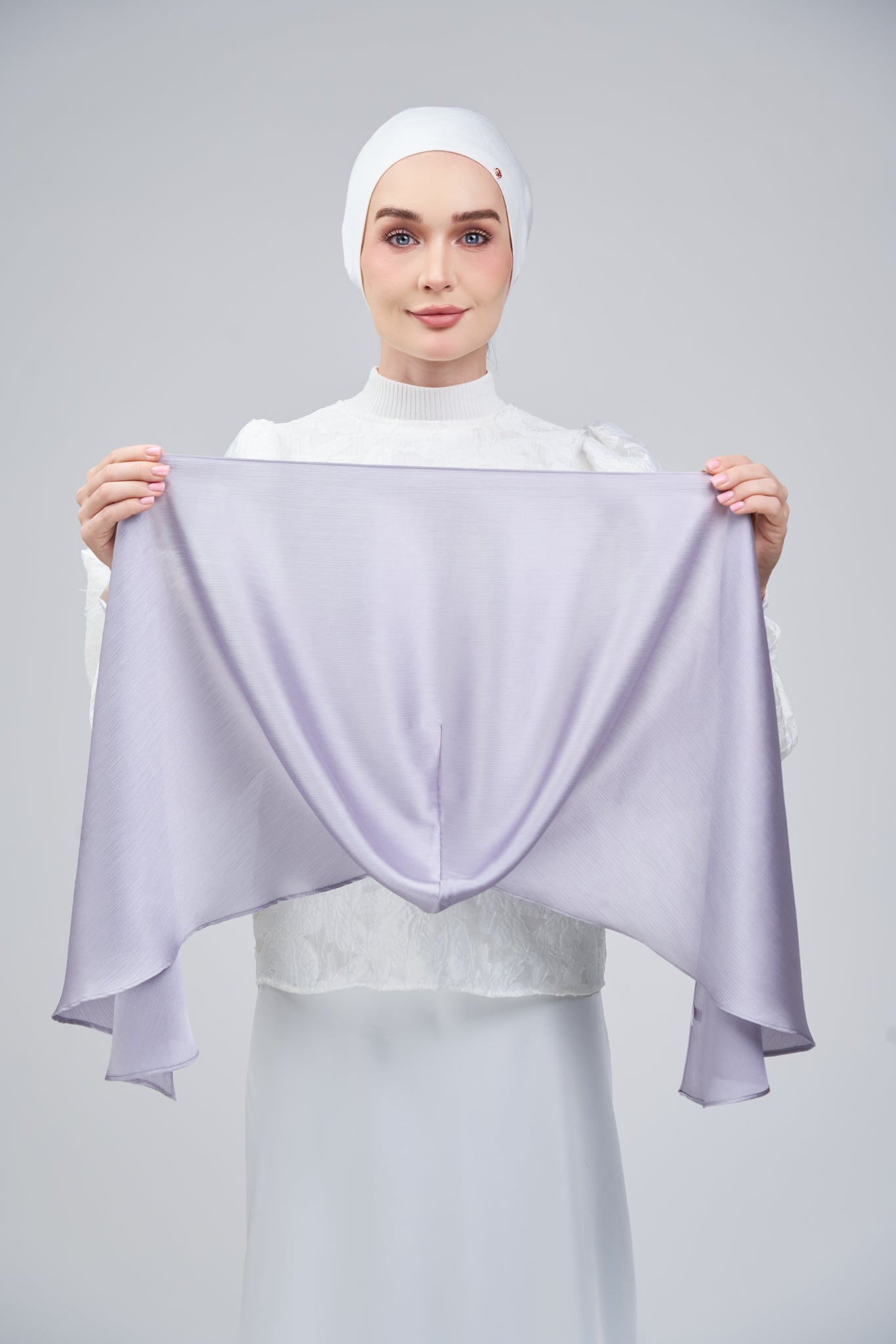 HoodX B.E in Silver Ash