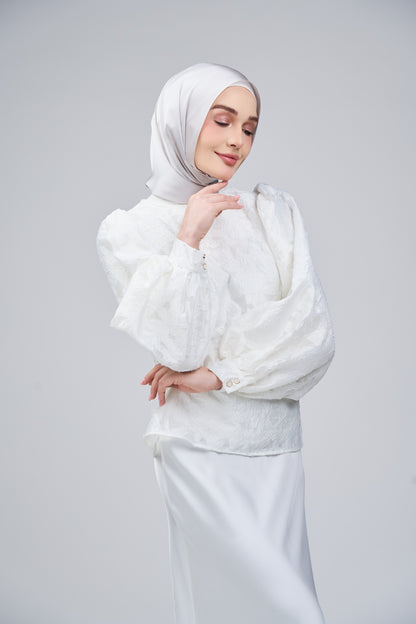 HoodX B.E in Silver Taupe