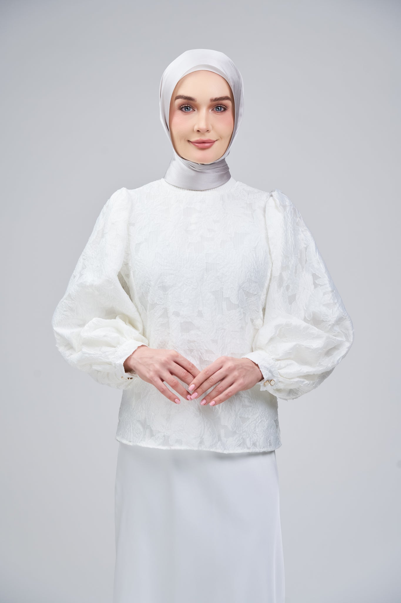 HoodX B.E in Silver Taupe