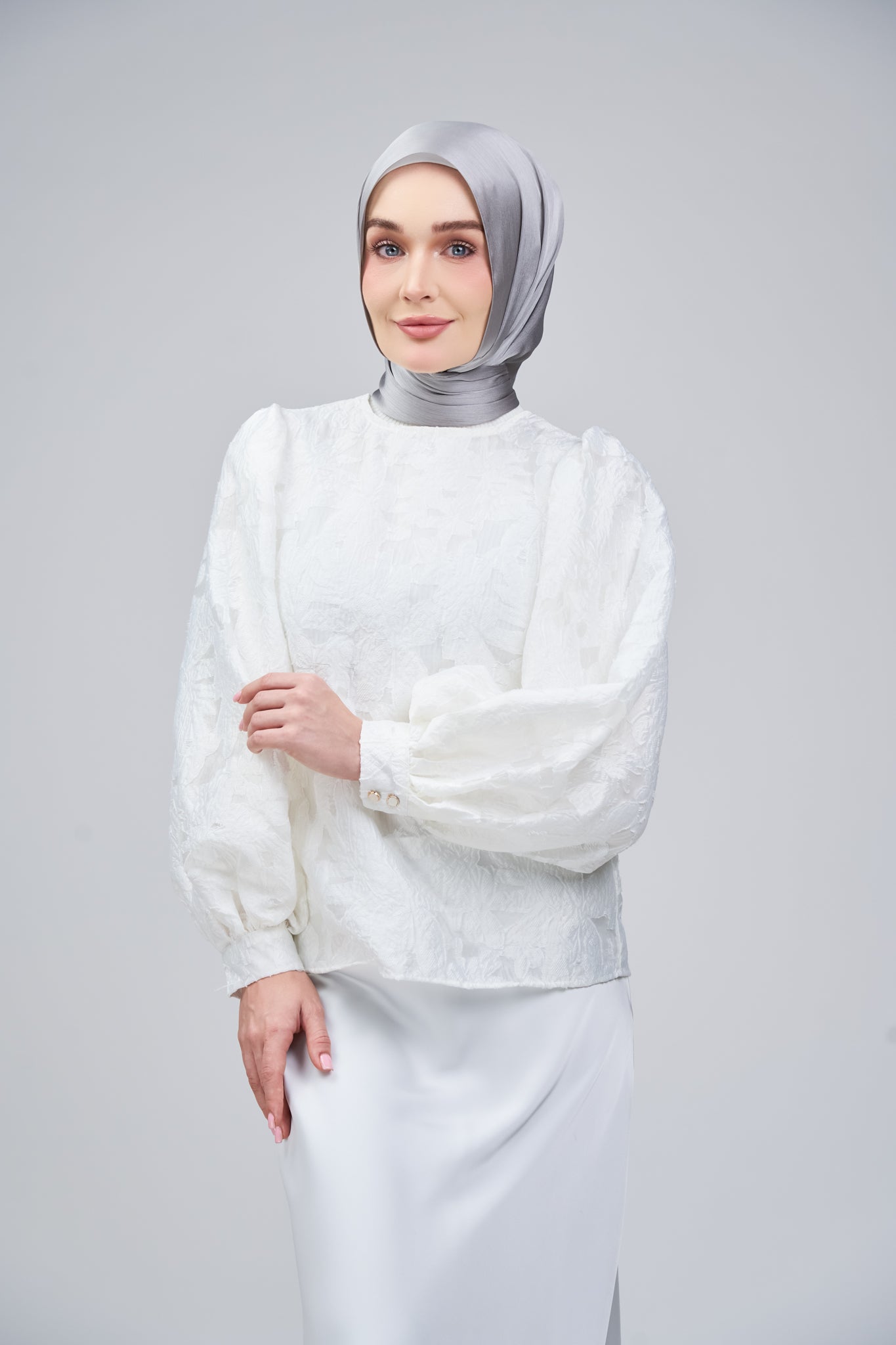 HoodX B.E in Titanium Grey