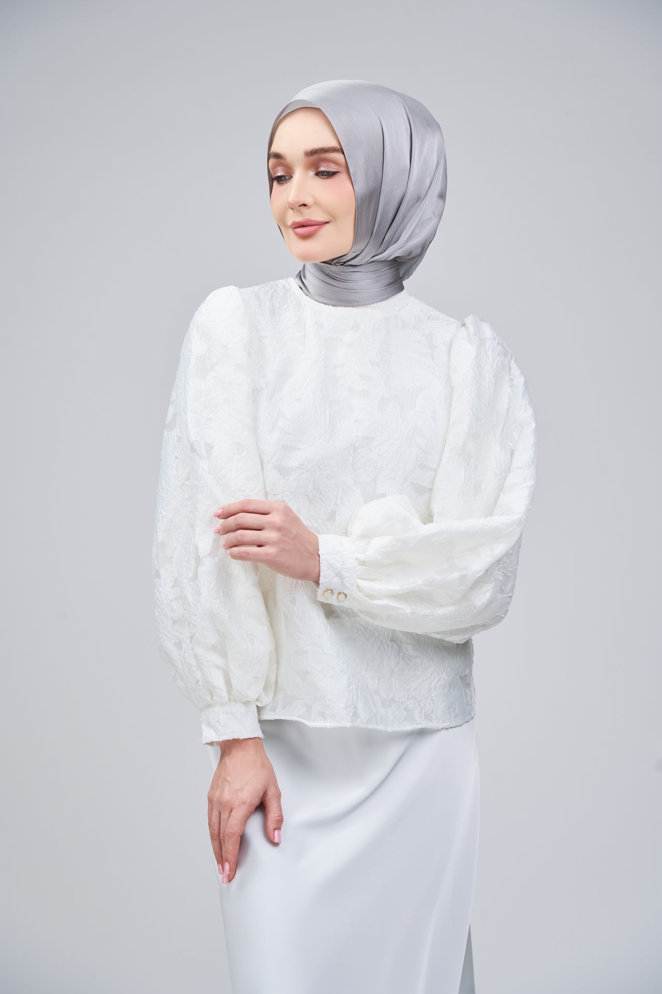 HoodX B.E in Titanium Grey