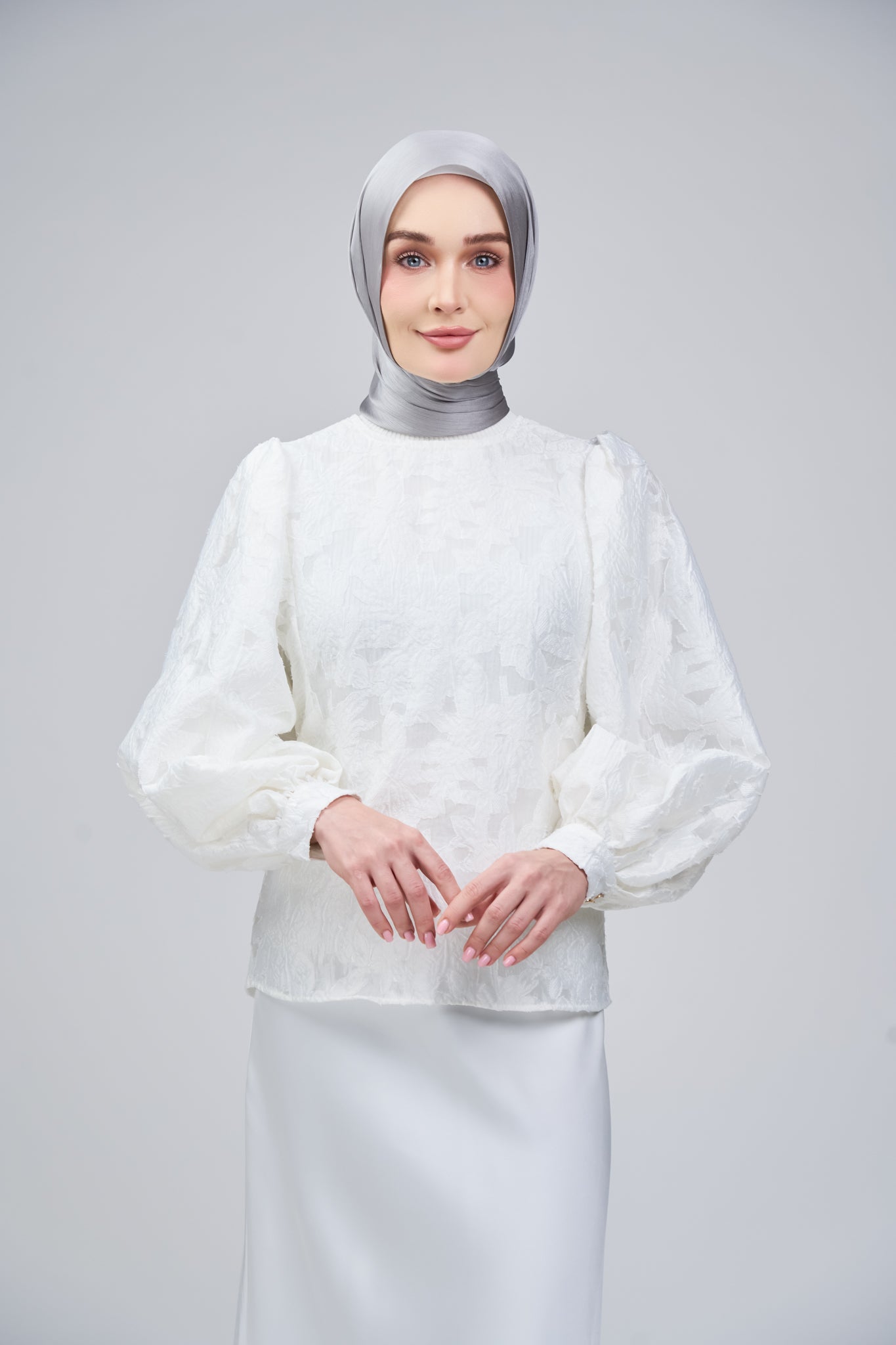 HoodX B.E in Titanium Grey