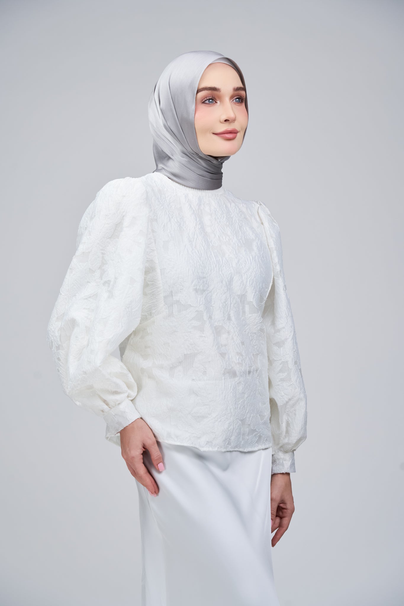 HoodX B.E in Titanium Grey