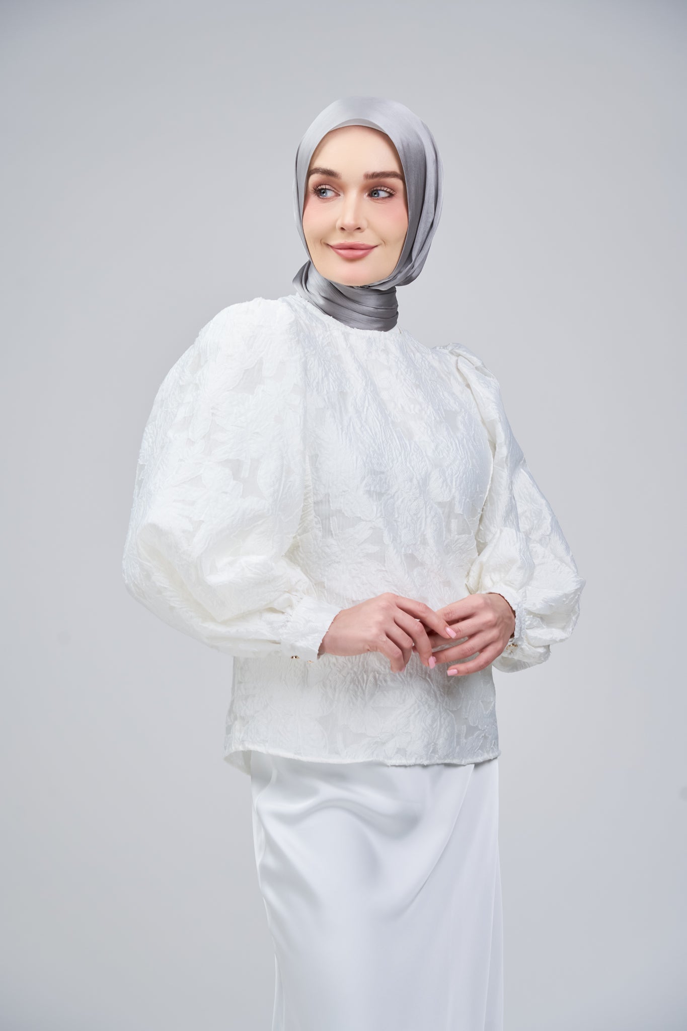 HoodX B.E in Titanium Grey