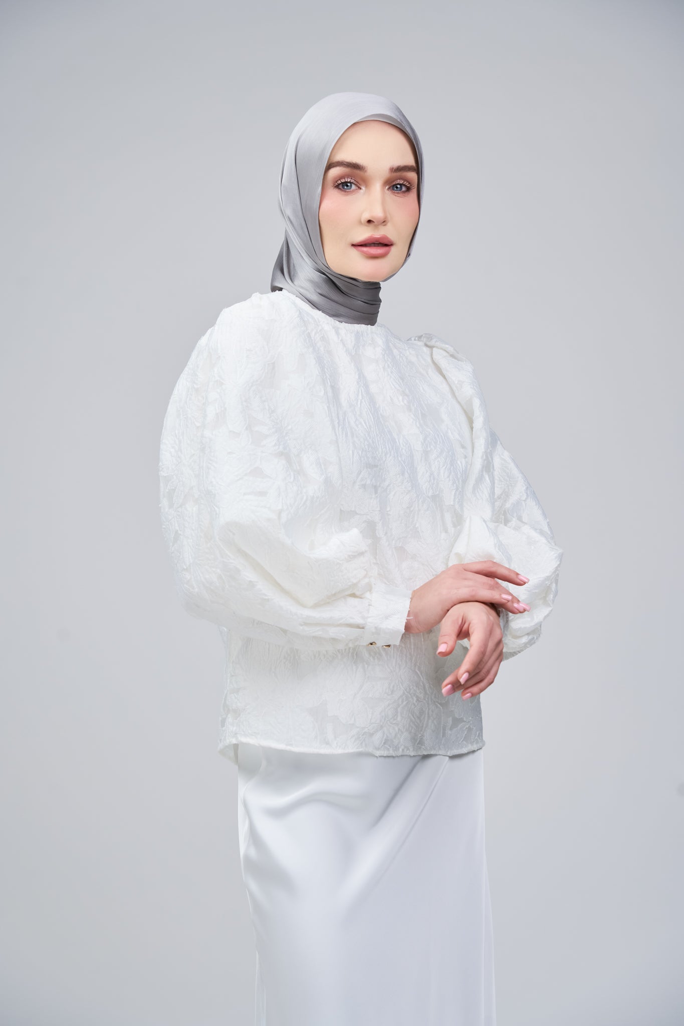 HoodX B.E in Titanium Grey