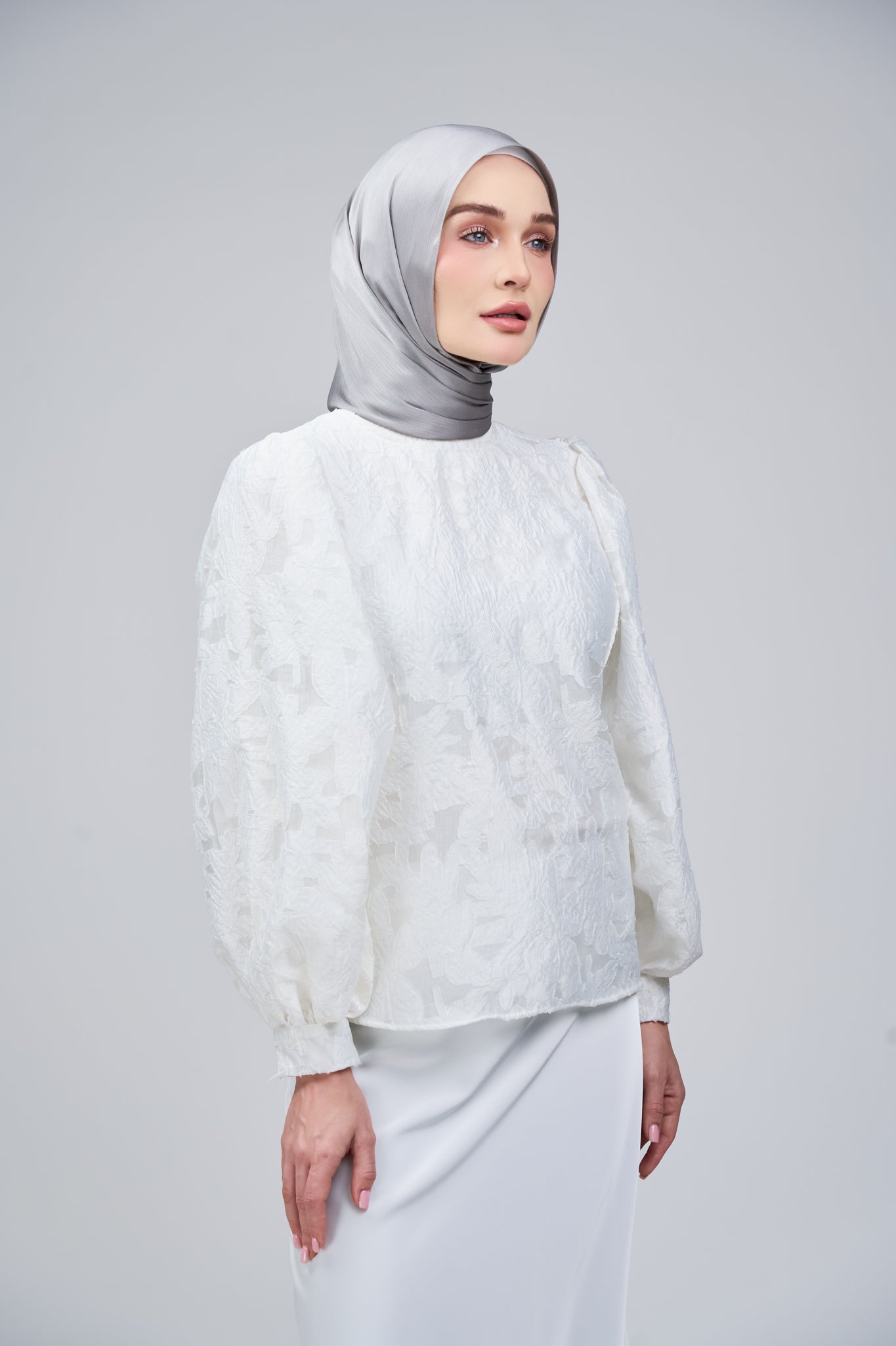 HoodX B.E in Titanium Grey