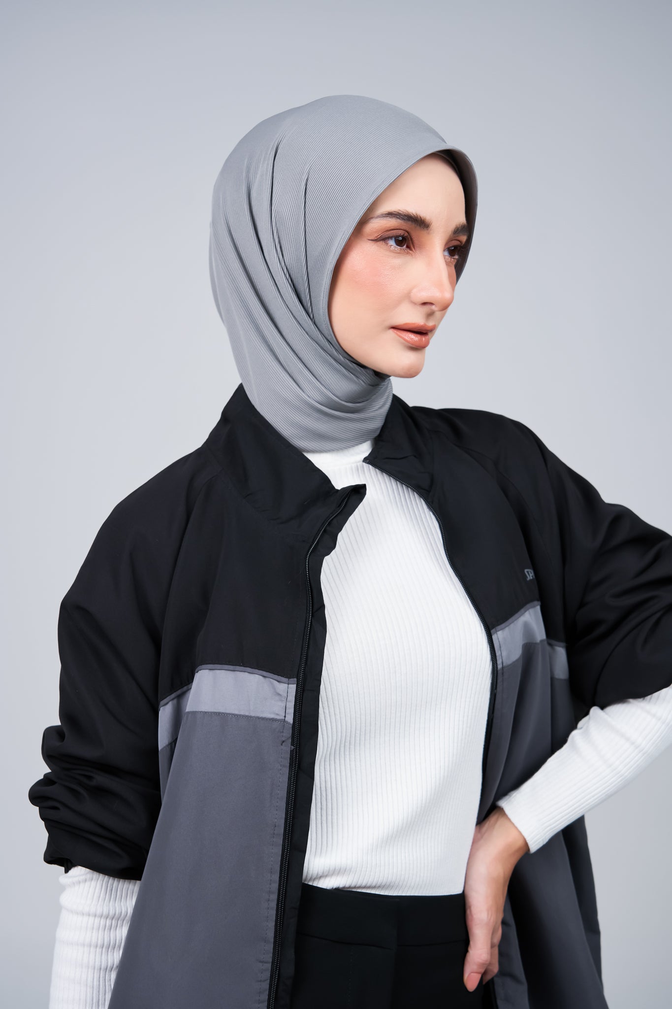 HoodX+ CloudFit in Deep Grey