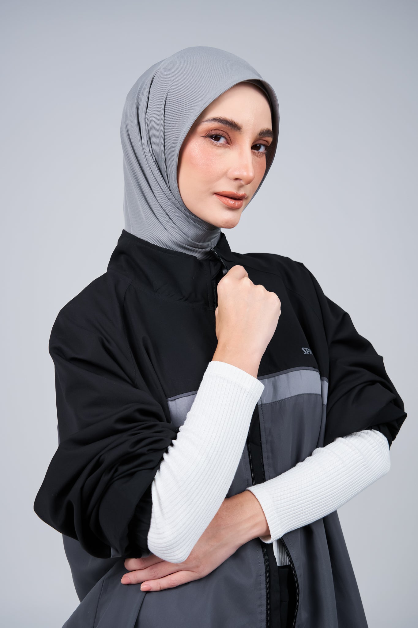 HoodX+ CloudFit in Deep Grey