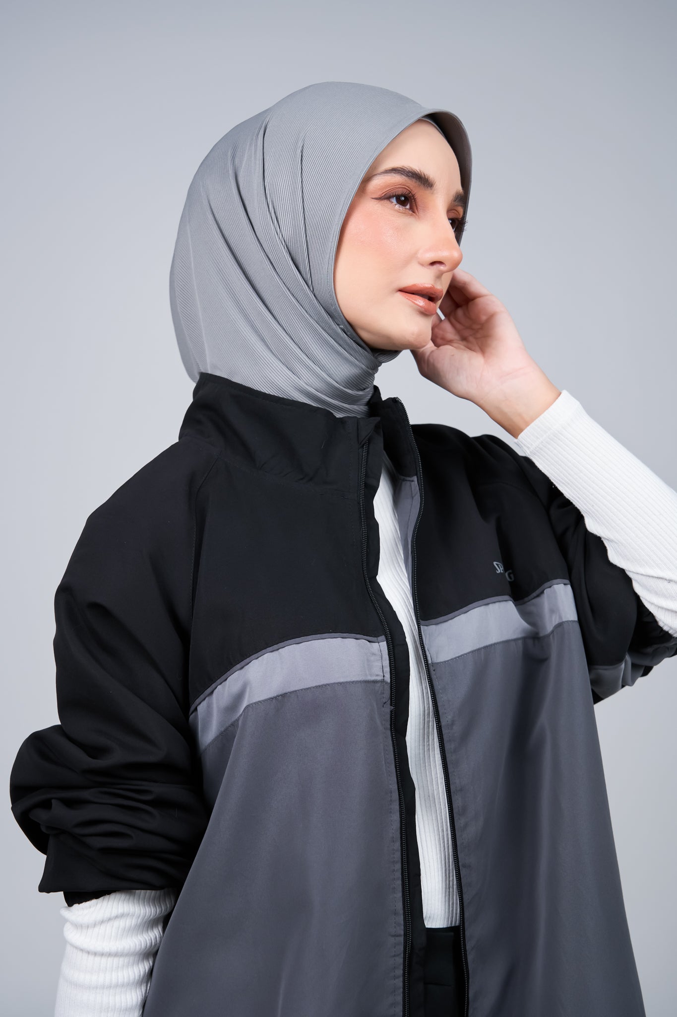 HoodX+ CloudFit in Deep Grey