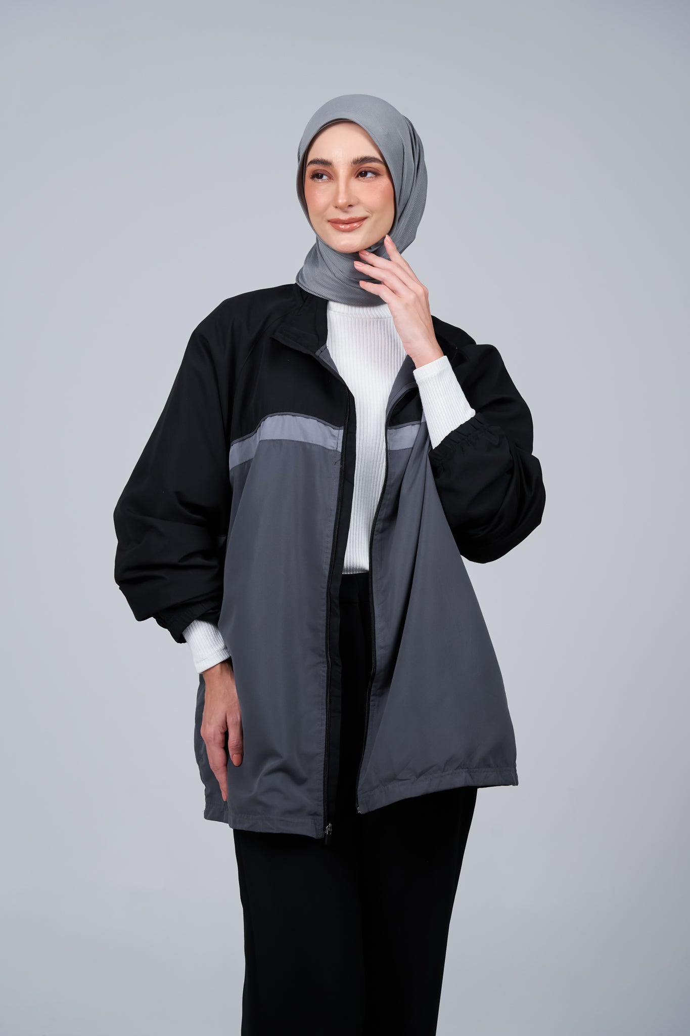 HoodX+ CloudFit in Deep Grey