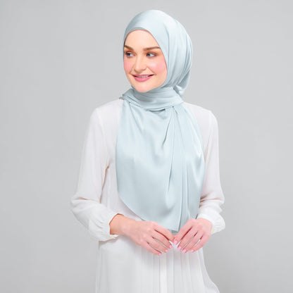 [As-Is] Instant Tag n' Go Shawl l Satin Silk in Caribbean Mint