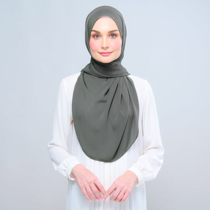 [As-Is] Instant Tag n' Go Shawl l Chiffon Silk in Deep Pine