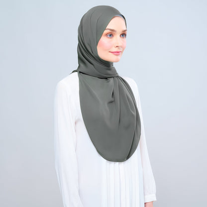 [As-Is] Instant Tag n' Go Shawl l Chiffon Silk in Deep Pine