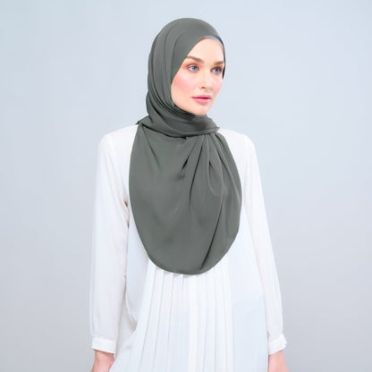 [As-Is] Instant Tag n' Go Shawl l Chiffon Silk in Deep Pine