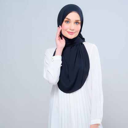 [As-Is] Instant Tag n' Go Shawl l Chiffon Silk in Pitch Black