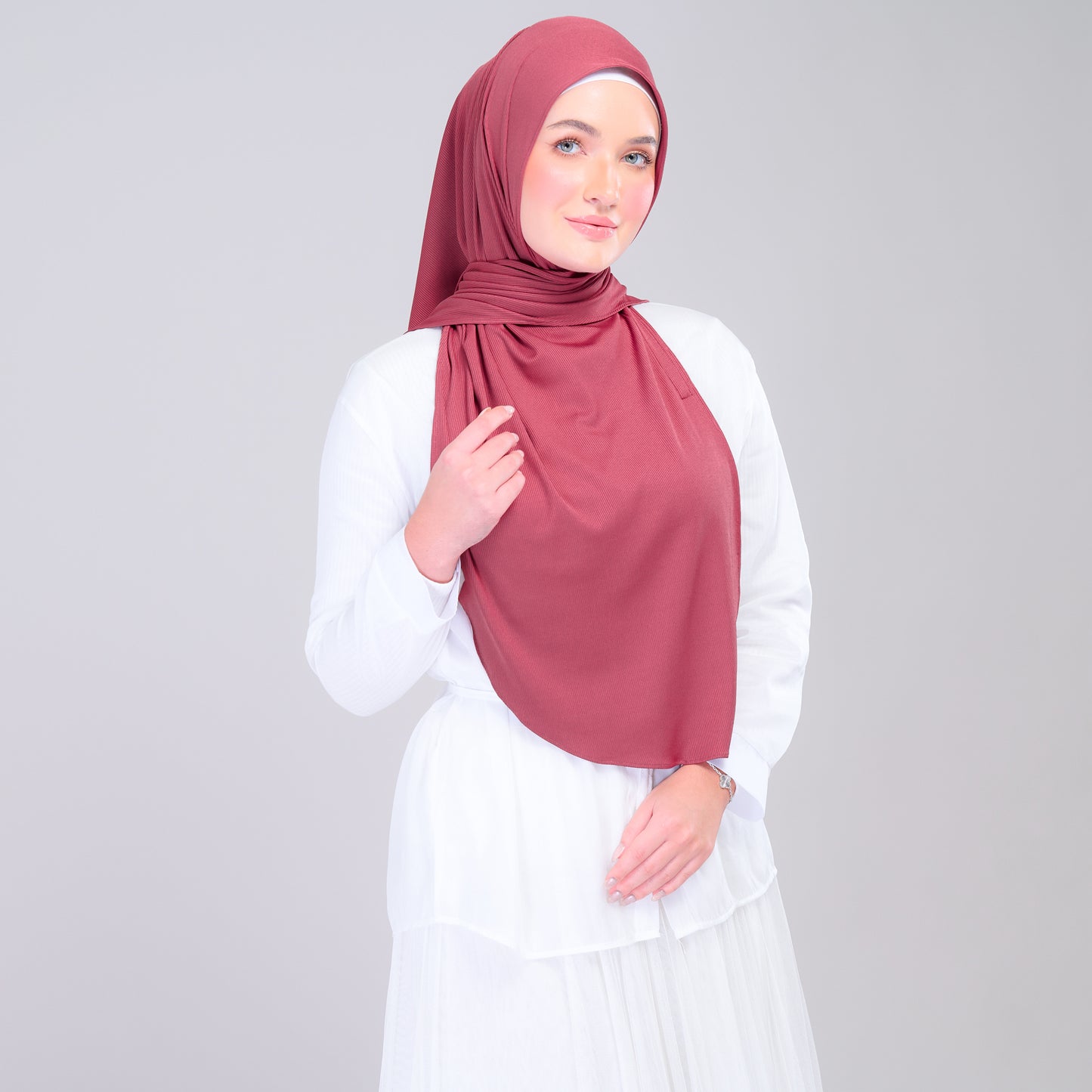 Instant Tag n' Go Shawl | Ribbed Jersey in Deep Raspberry