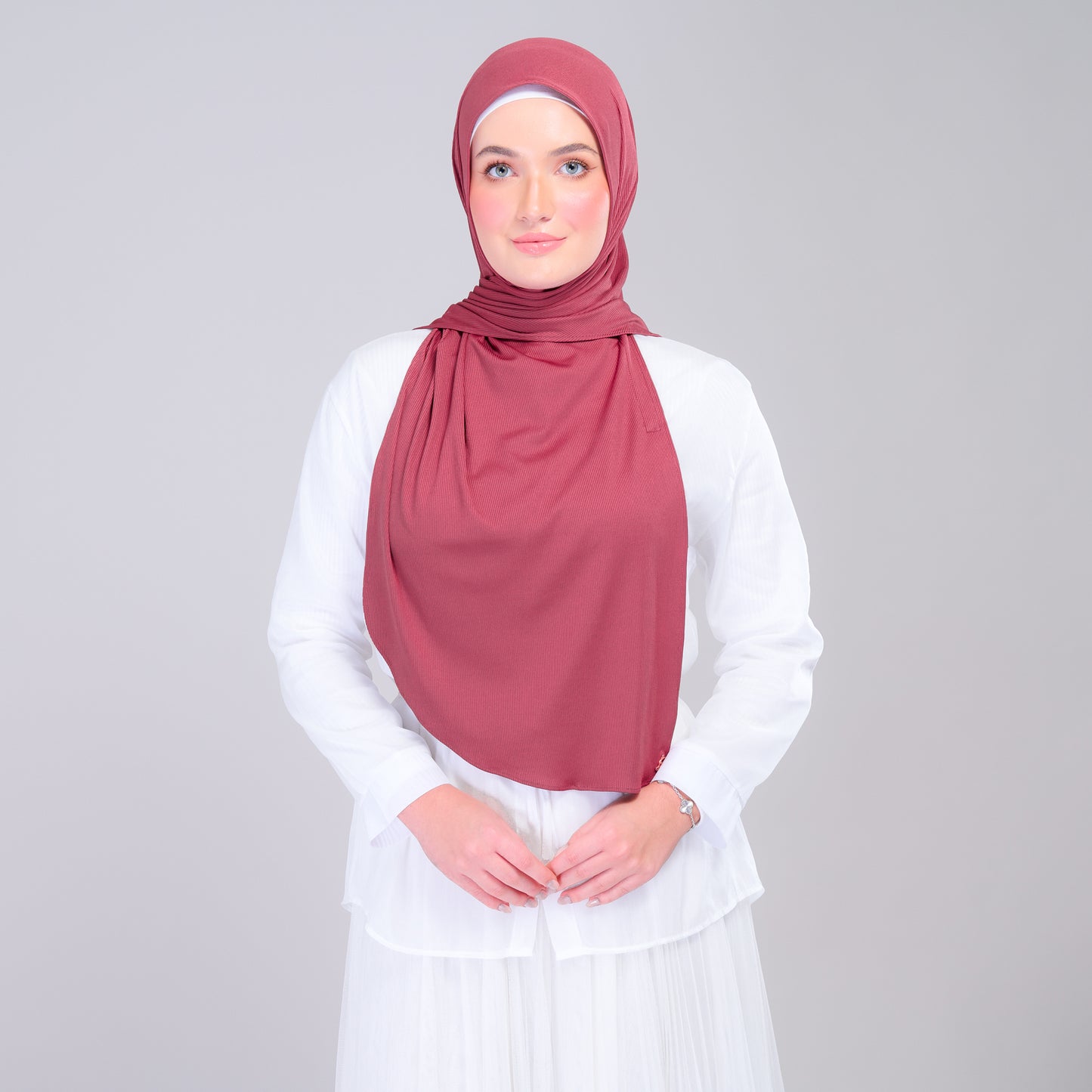 Instant Tag n' Go Shawl | Ribbed Jersey in Deep Raspberry