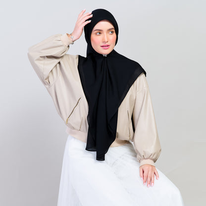 Bawal Dian in Black