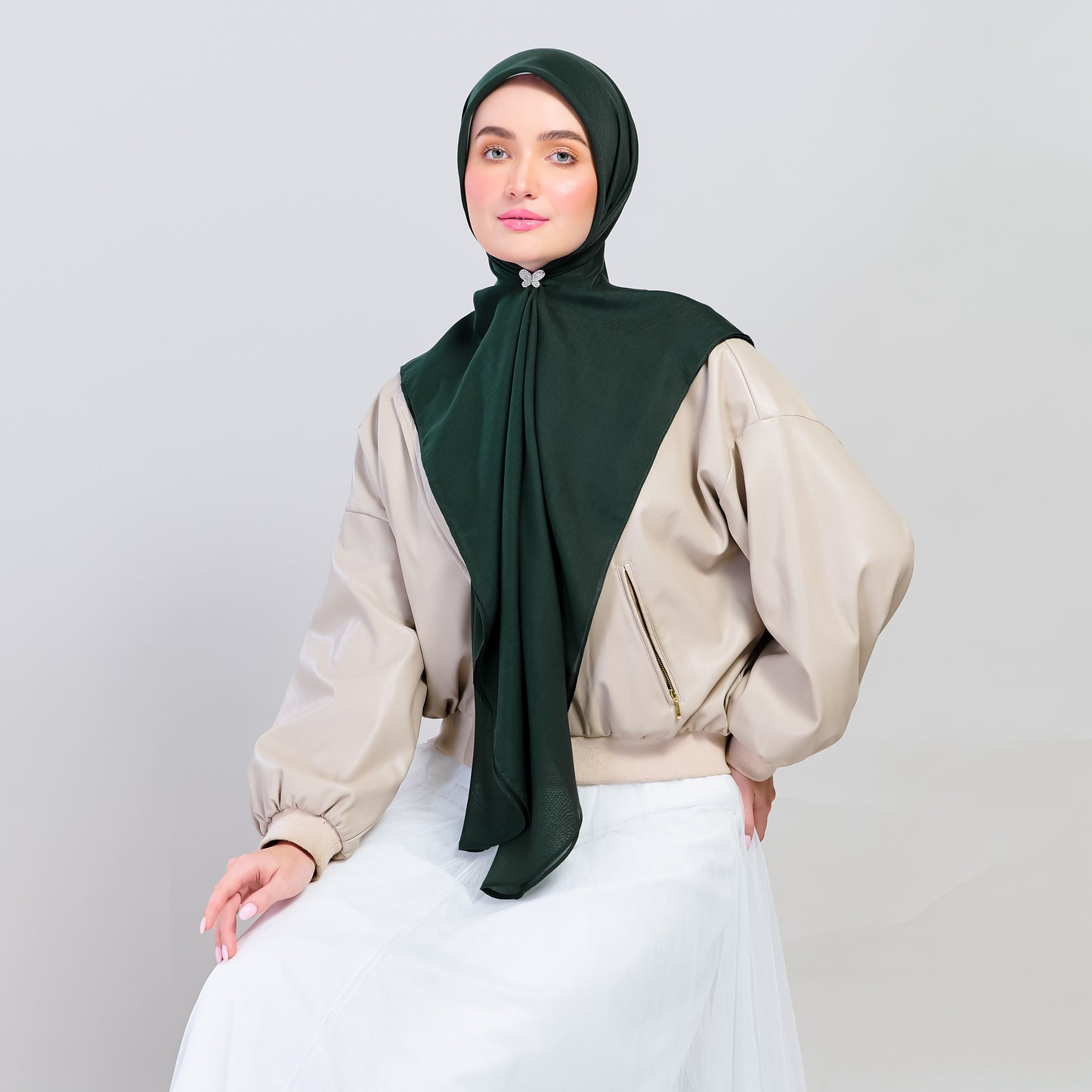 Bawal Dian in Forest Green