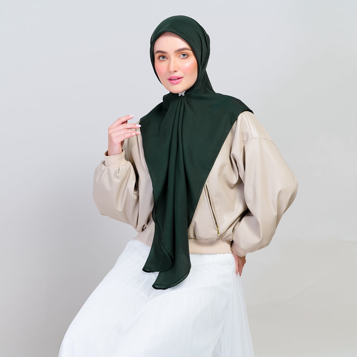 Bawal Dian in Forest Green