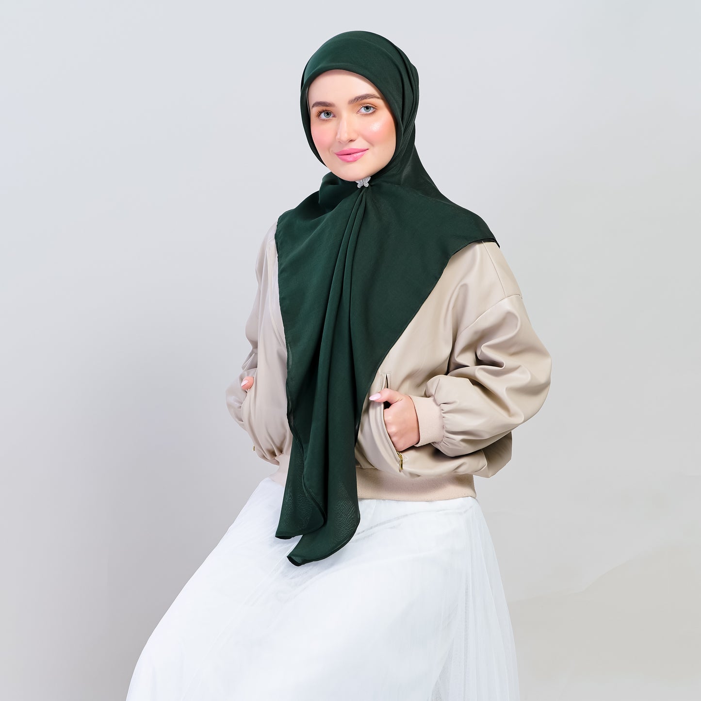 Bawal Dian in Forest Green