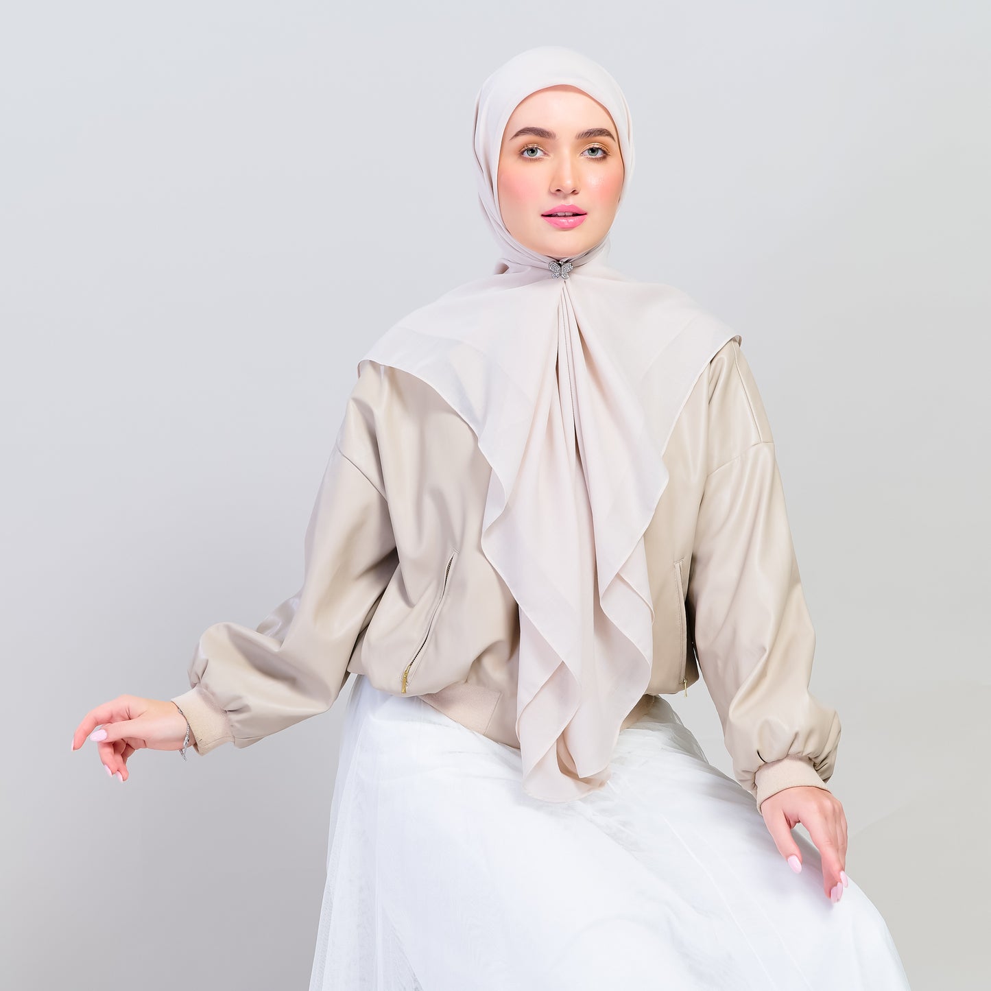 Bawal Dian in Light Beige