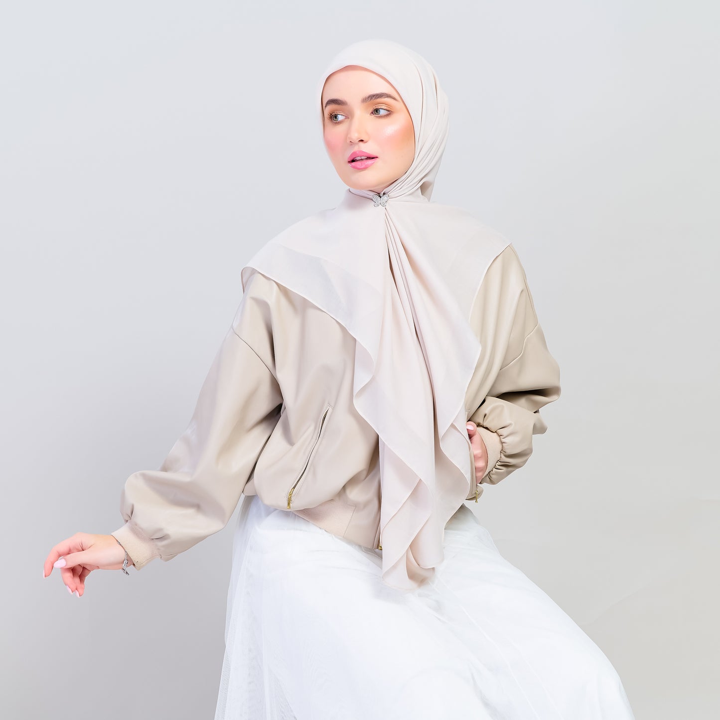 Bawal Dian in Light Beige