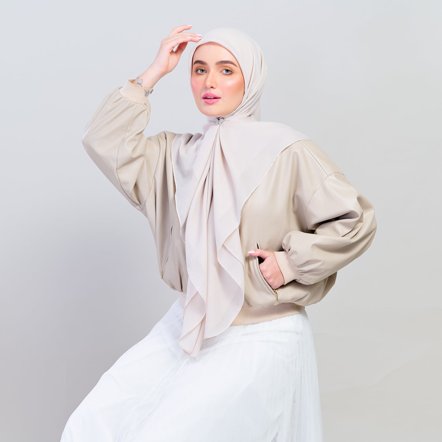 Bawal Dian in Light Beige