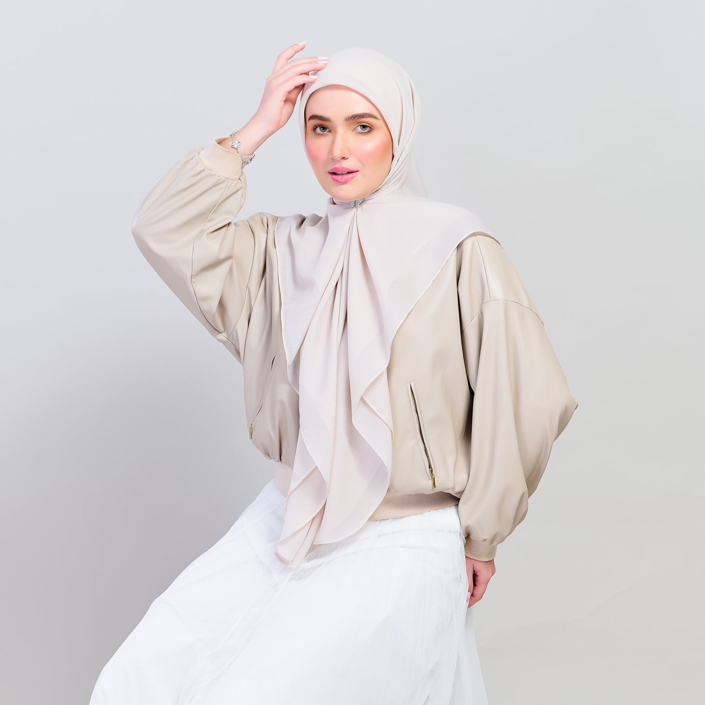 Bawal Dian in Light Beige