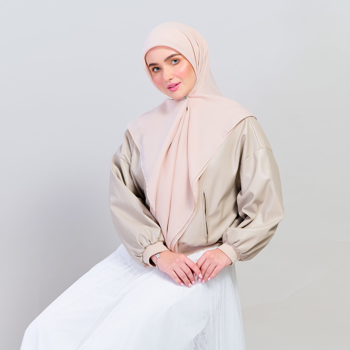 Bawal Dian in Nude Apricot