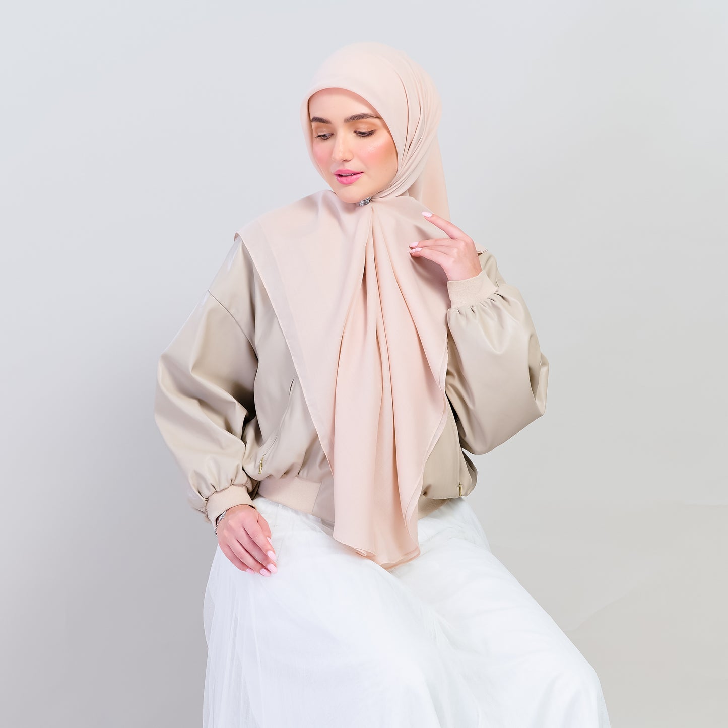 Bawal Dian in Nude Apricot