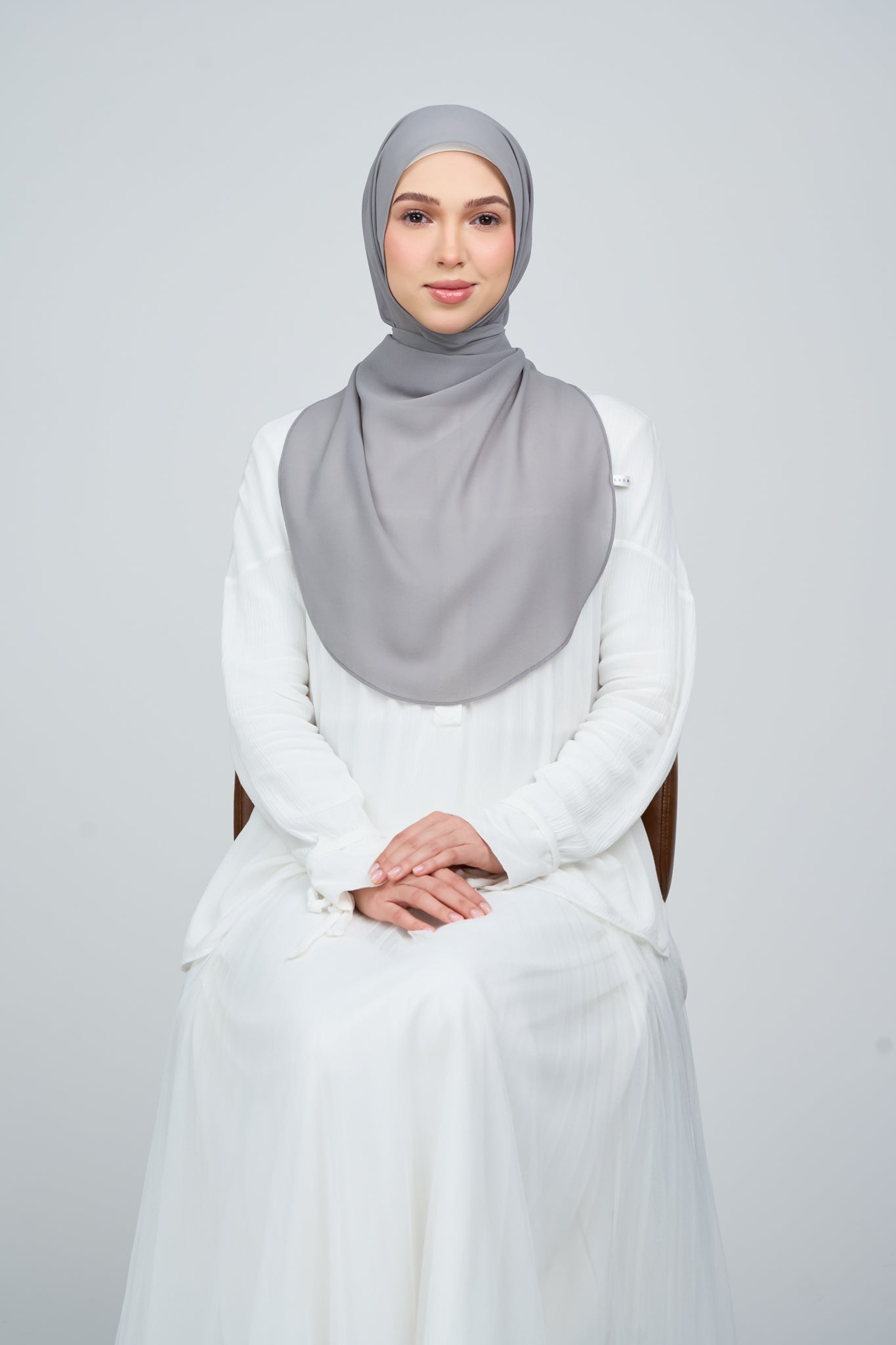 HoodX⁺Plus Curve in Deep Grey