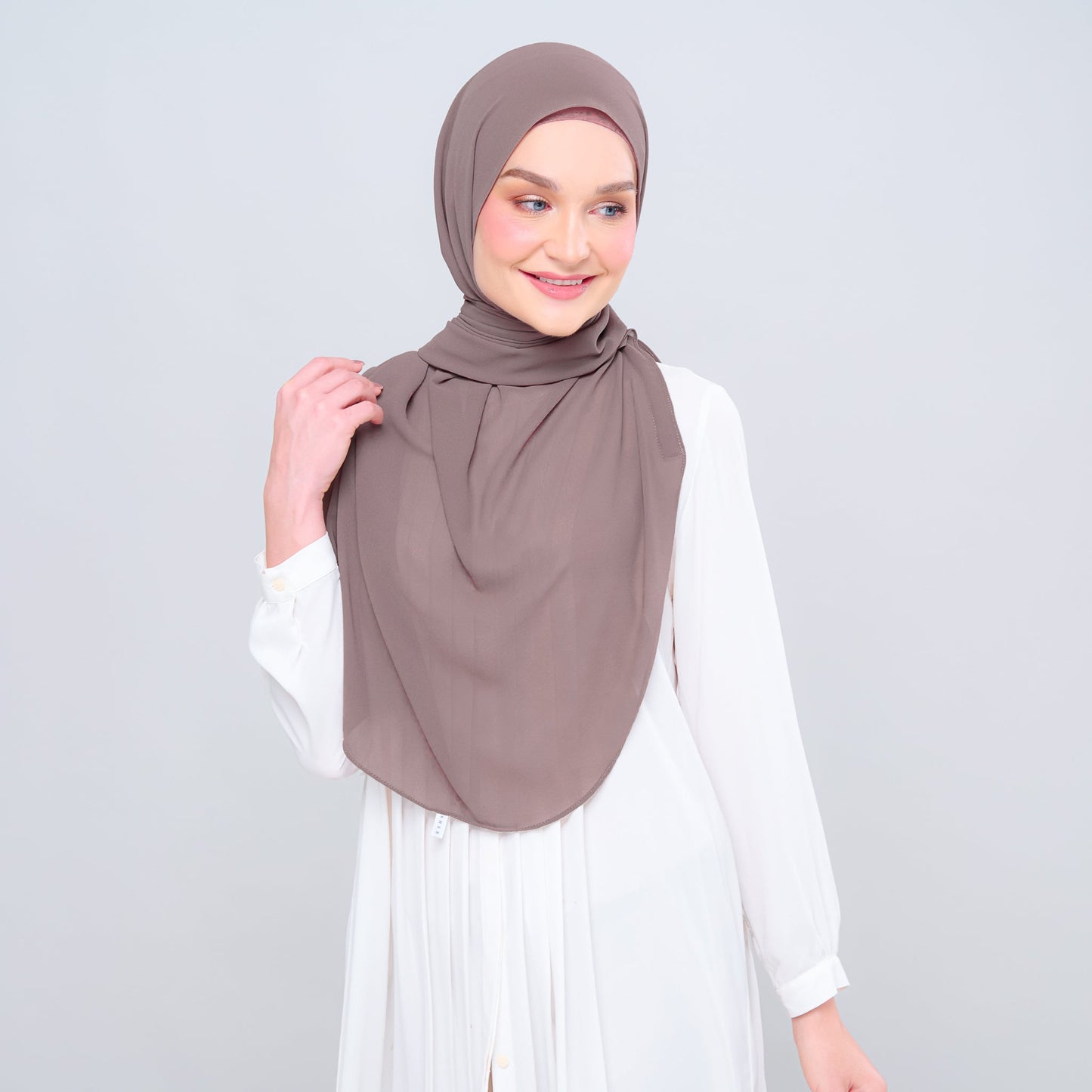 [As-Is] 3IN1 Instant Faith Tag n' Go in Mocha Taupe