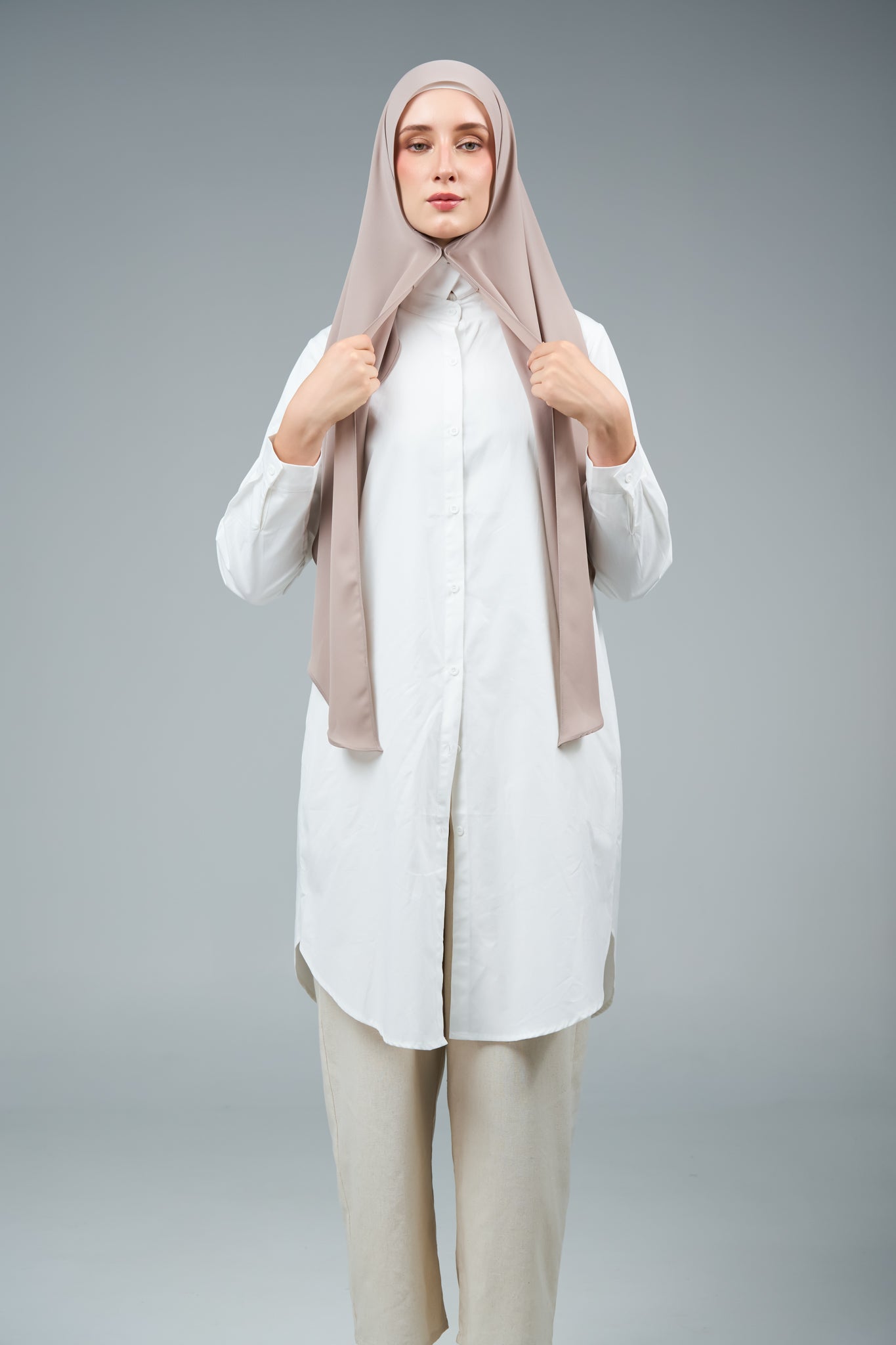 FlowX V1 in Taupe