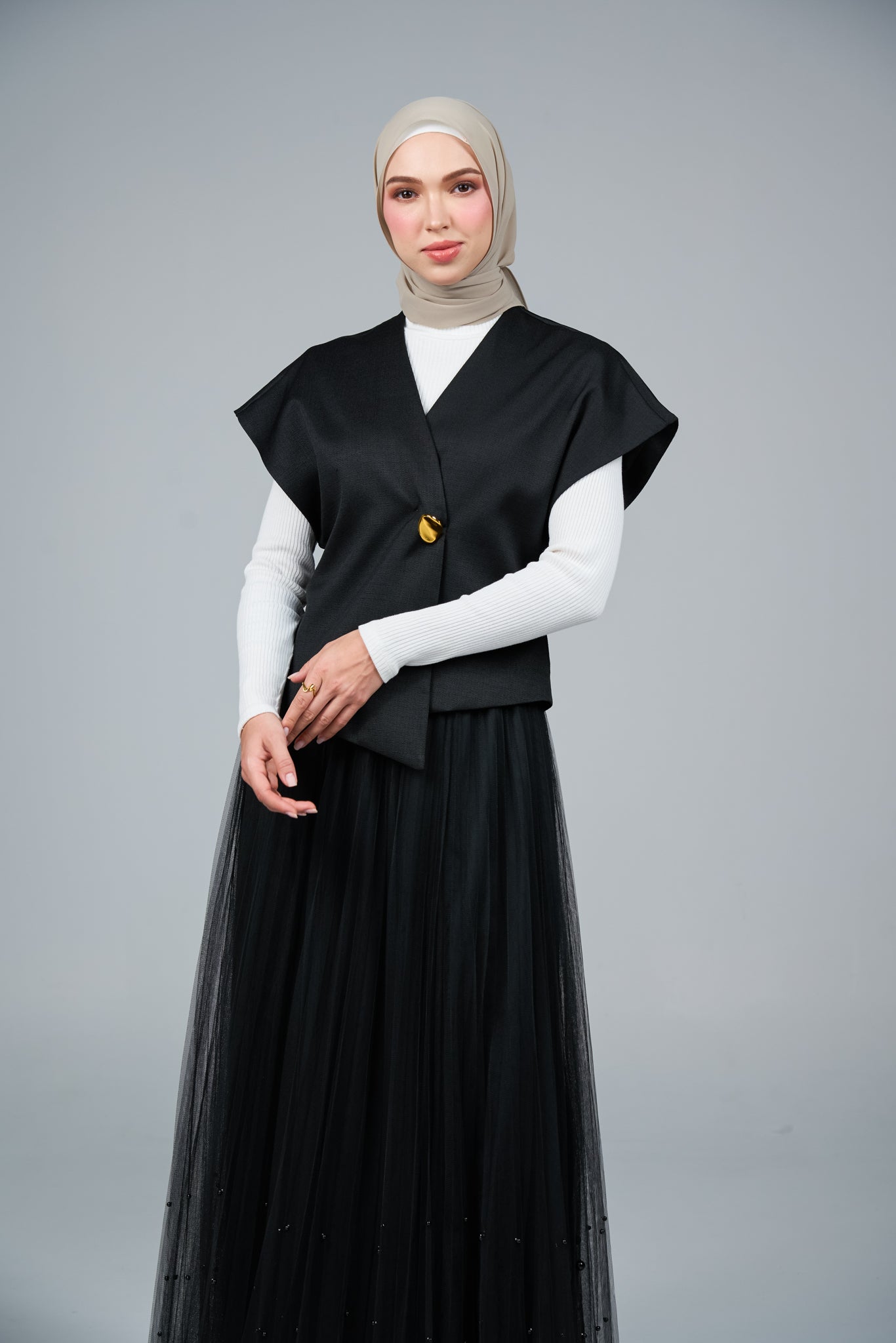 FlowX V3 in Deep Linen