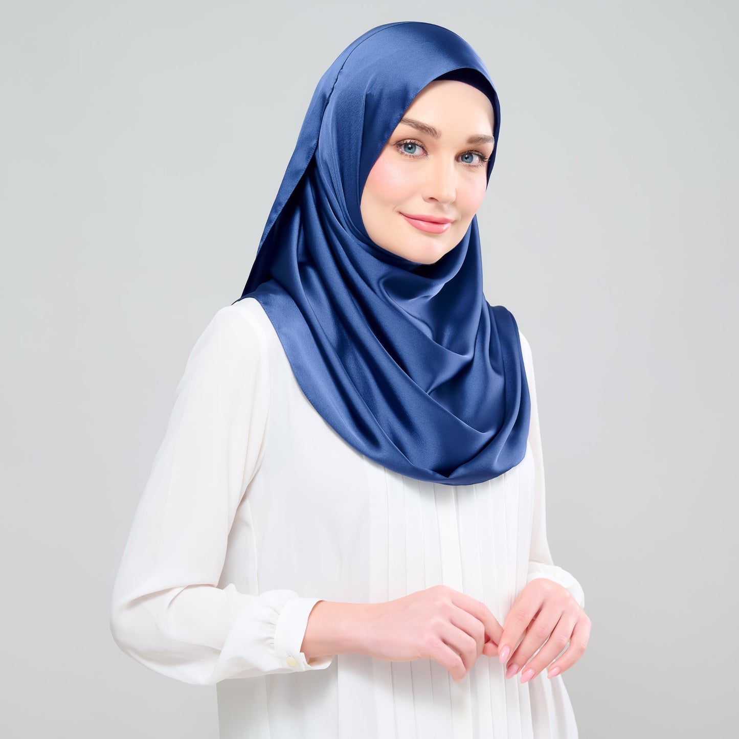 [As-Is] Grace Shawl in Navy Blue
