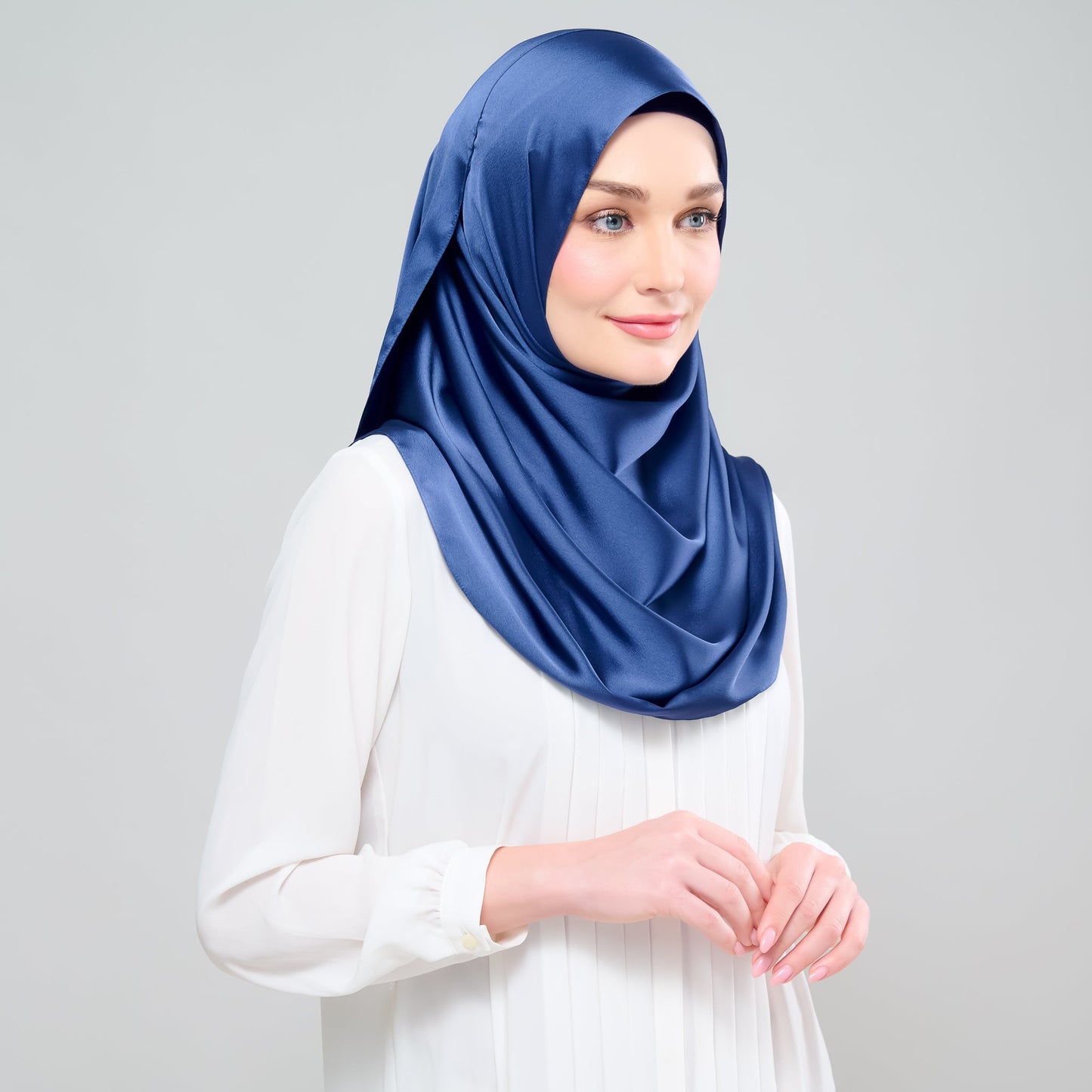 [As-Is] Grace Shawl in Navy Blue