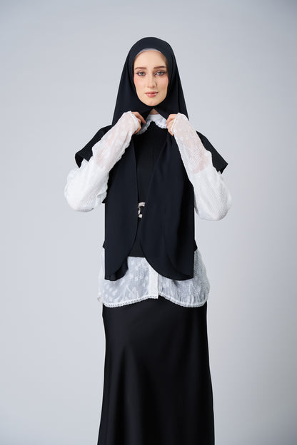 HoodX Curve in Black [Korean Chiffon]