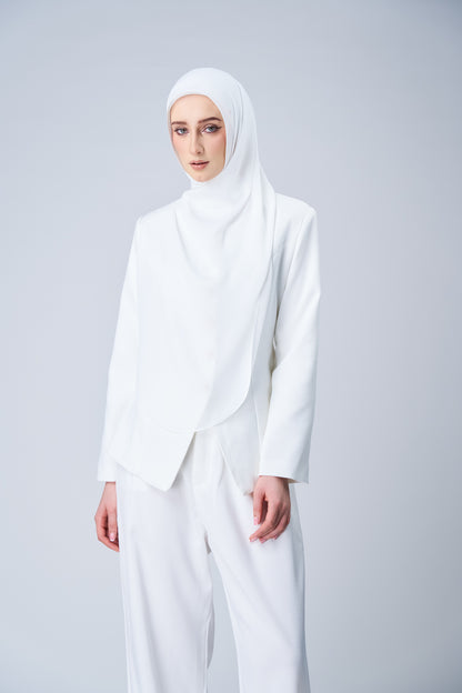 HoodX Curve in Pearl White [Korean Chiffon]