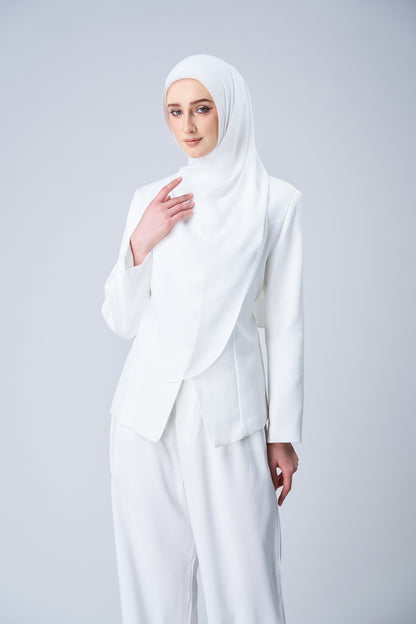 HoodX Curve in Pearl White [Korean Chiffon]