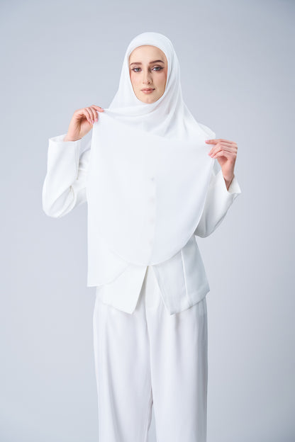 HoodX Curve in Pearl White [Korean Chiffon]