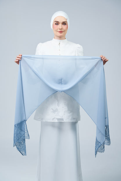 HoodX Lace in Dusty Blue