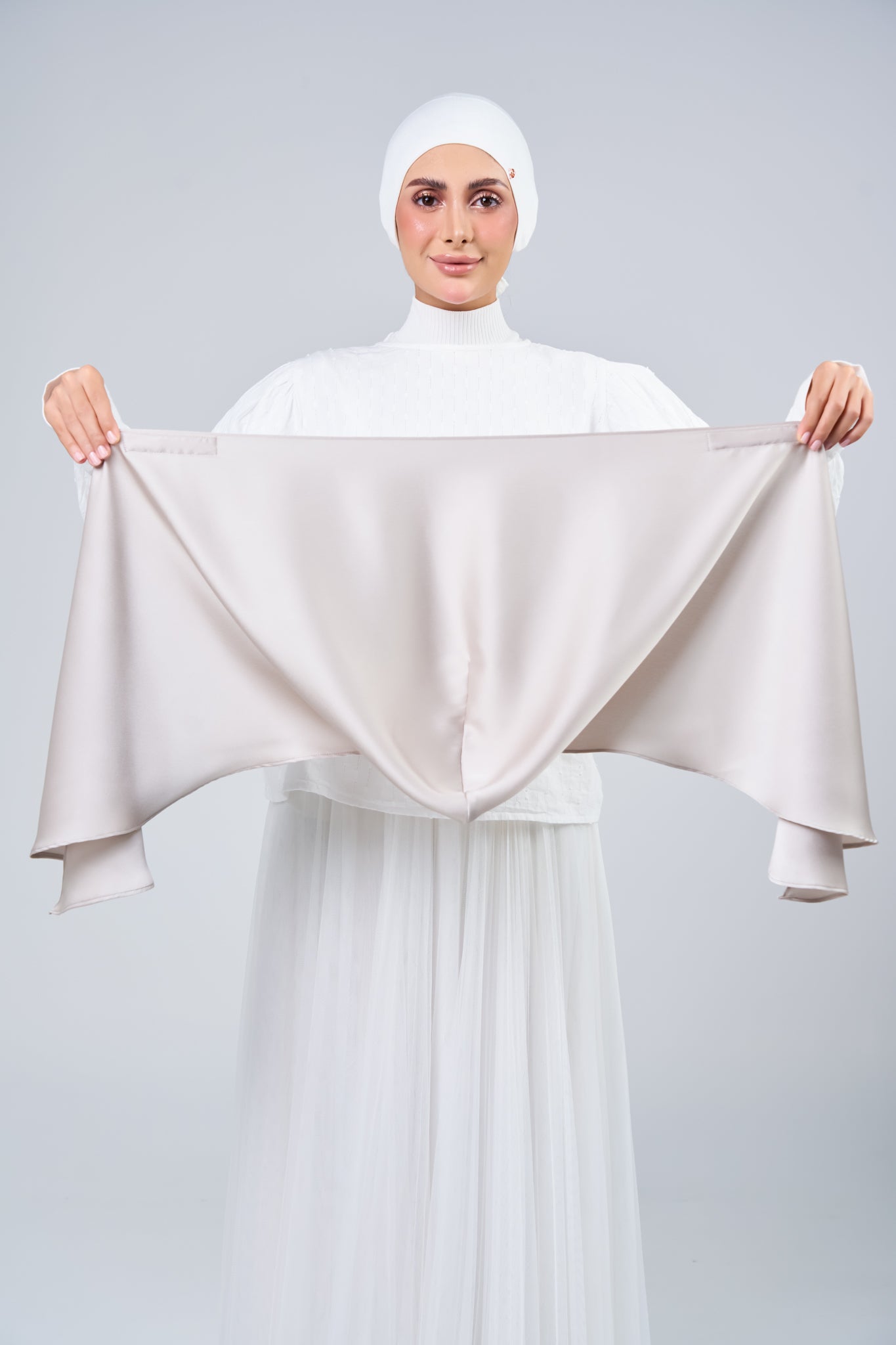 HoodX Luxe Volume 02 in Warm Silver