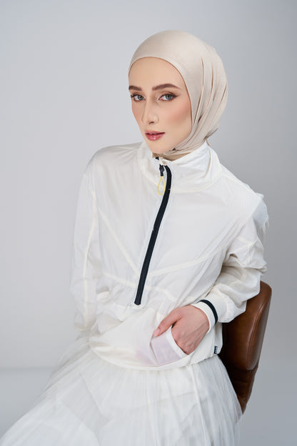 HoodX Lite in Light Sand