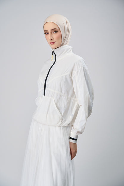 HoodX Lite in Light Sand