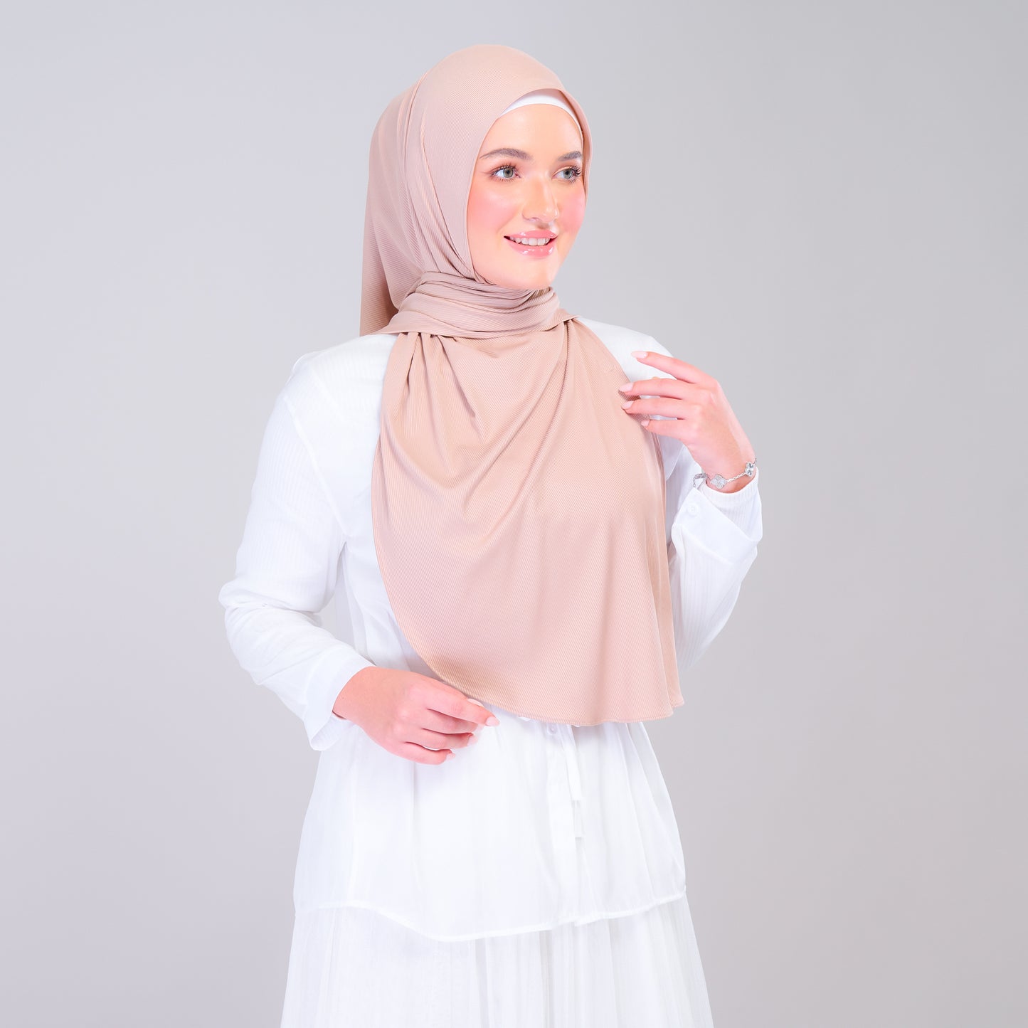 Instant Tag n' Go Shawl | Ribbed Jersey in Khaki