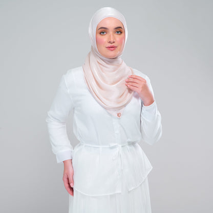 [As-Is] Raia Shawl | Ironless Shimmer in Linen
